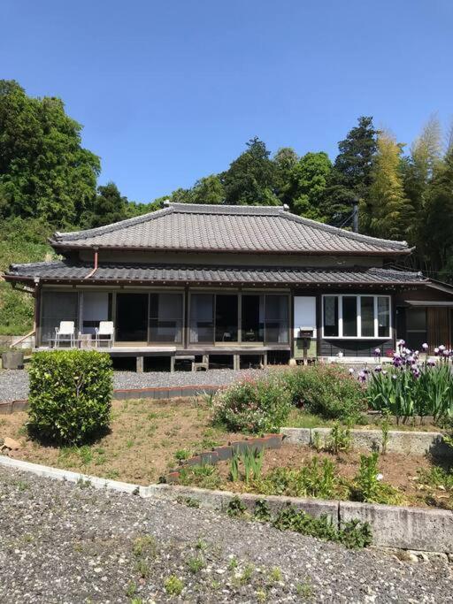 ビラ里山双林 *